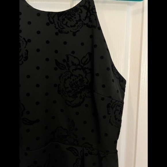 AQUA BLOOMINGDALE’S L Polka Dot Velvet Rose-Embossed Mini Dress - Picture 4 of 11